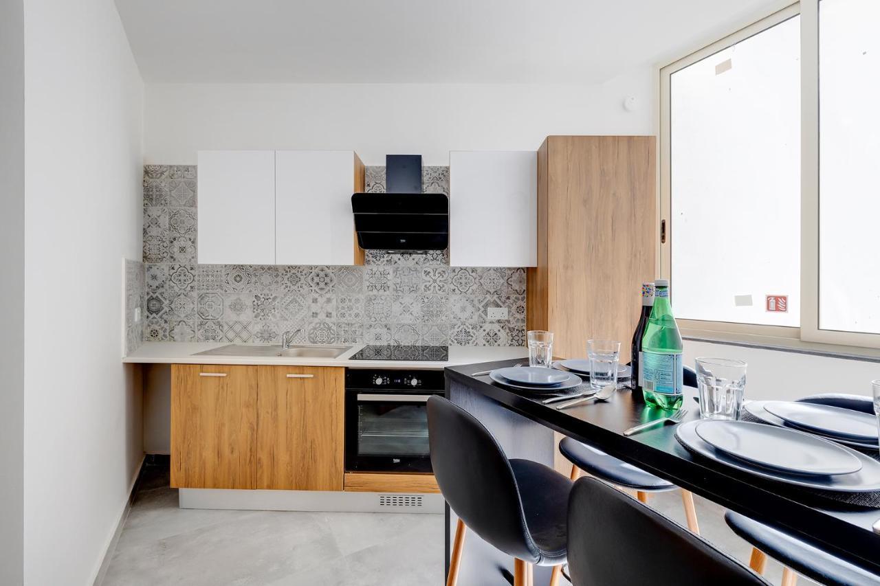 סליאמה Perfect Location, Modern 2Br Apartment מראה חיצוני תמונה